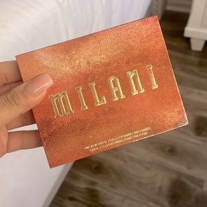 Milani face eye palette